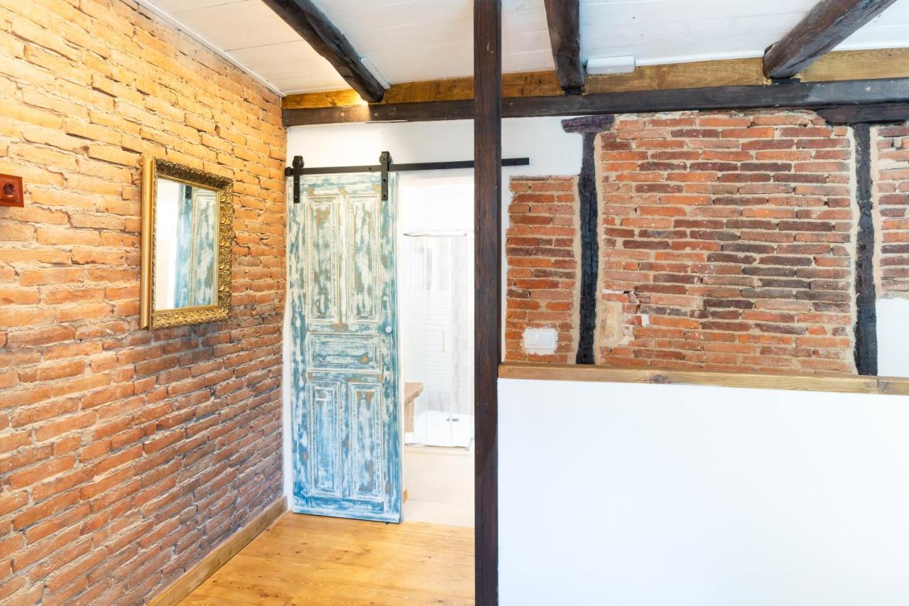 Vut Domus Aurea Apartment Astorga Luaran gambar